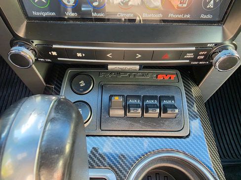 Used 2013 Ford F150 Raptor w/ Luxury Equipment Group image 28