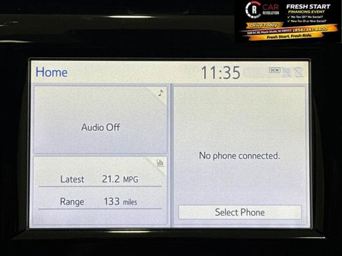 Used 2019 Toyota Camry SE w/ Convenience Package FWD image 16