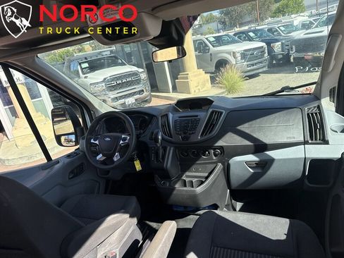 Used 2019 Ford Transit 350 XLT RWD image 10