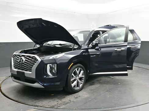 Used 2022 Hyundai Palisade Limited w/ Winter Package image 43
