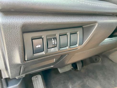 Used 2020 Subaru Legacy Limited image 22