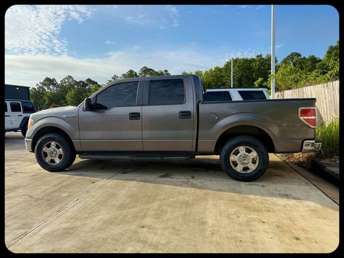 Used 2014 Ford F150 XLT w/ XLT Convenience Package RWD image 4