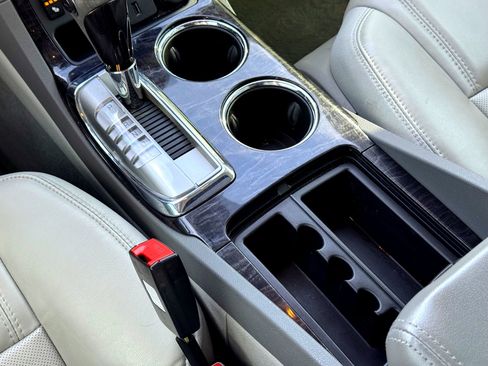 Used 2017 Buick Enclave Premium w/ Experience Buick Package image 30