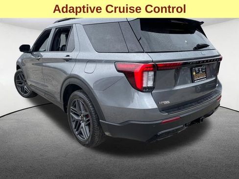 Used 2025 Ford Explorer ST-Line w/ Premium Package AWD/4WD image 10