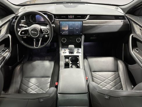 Used 2023 Jaguar F-PACE S AWD/4WD image 10