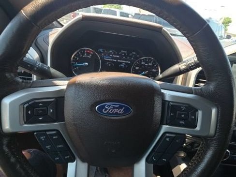 Used 2022 Ford F350 King Ranch AWD/4WD image 29