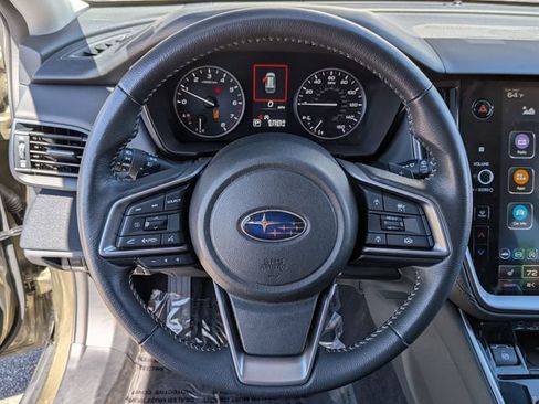 Used 2024 Subaru Outback Premium AWD/4WD image 17
