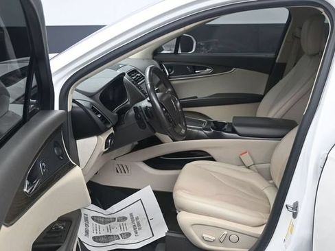 Used 2020 Lincoln Nautilus Reserve AWD/4WD image 6