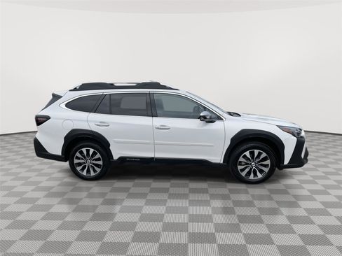 Used 2024 Subaru Outback Touring XT AWD/4WD image 9