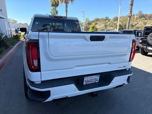 Used 2021 GMC Sierra 1500 AT4 w/ AT4 Value Package AWD/4WD image 8