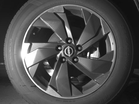 Used 2025 Nissan Rogue SV image 13