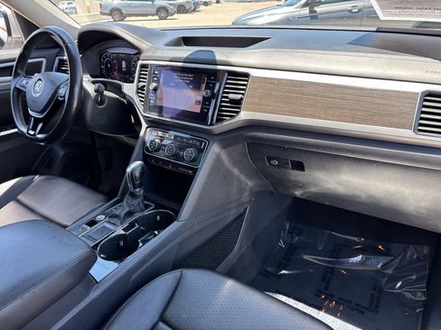 Used 2019 Volkswagen Atlas SEL FWD image 10