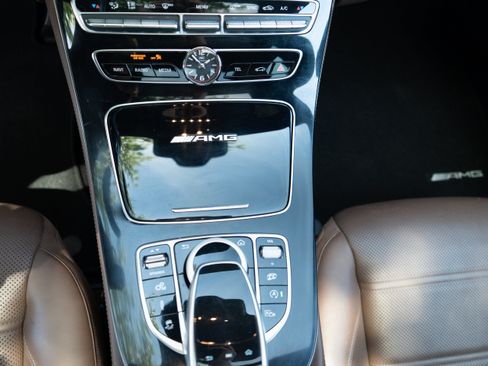Used 2018 Mercedes-Benz E 63 AMG S image 20