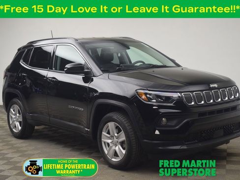 Used 2022 Jeep Compass Latitude image 1