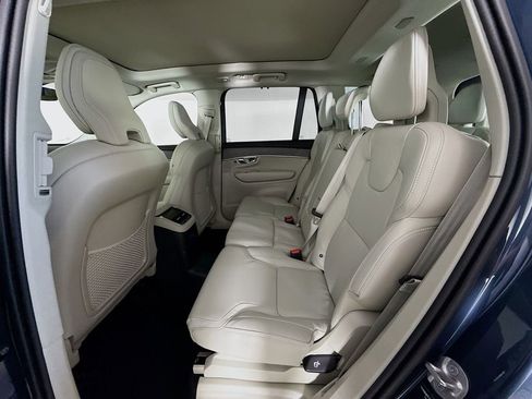 New 2026 Volvo XC90 T8 Ultra w/ Protection Package Premier image 26