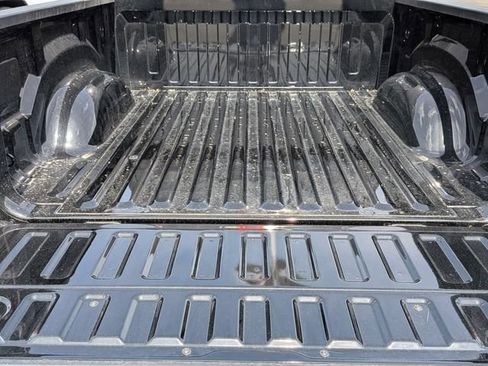 New 2026 RAM 1500 Express AWD/4WD image 31
