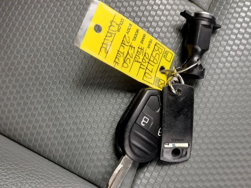 Used 2011 Ford F250 XL w/ PWR Equipment Group image 38