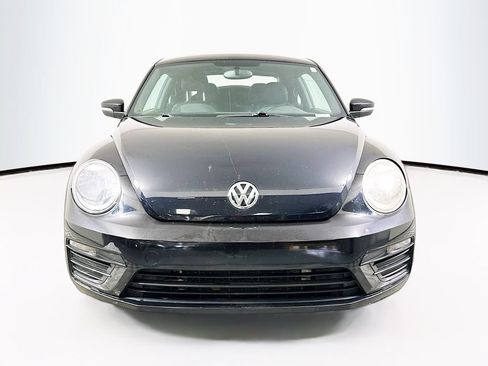 Used 2019 Volkswagen Beetle 2.0T S FWD image 4