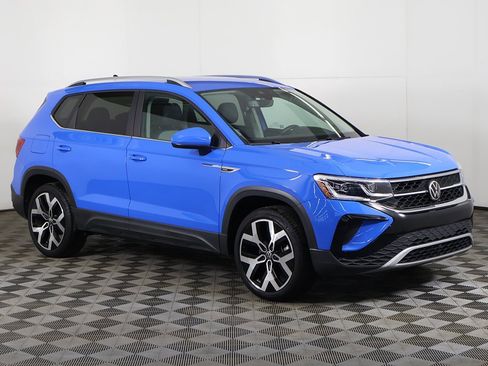 Used 2022 Volkswagen Taos SEL image 56