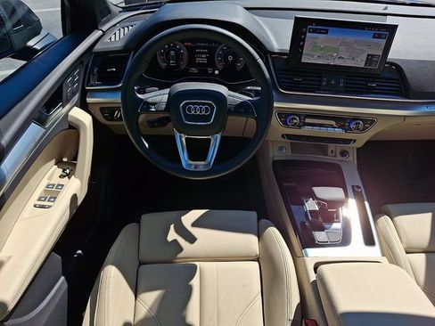 Used 2025 Audi Q5 2.0T Premium Plus AWD/4WD image 11