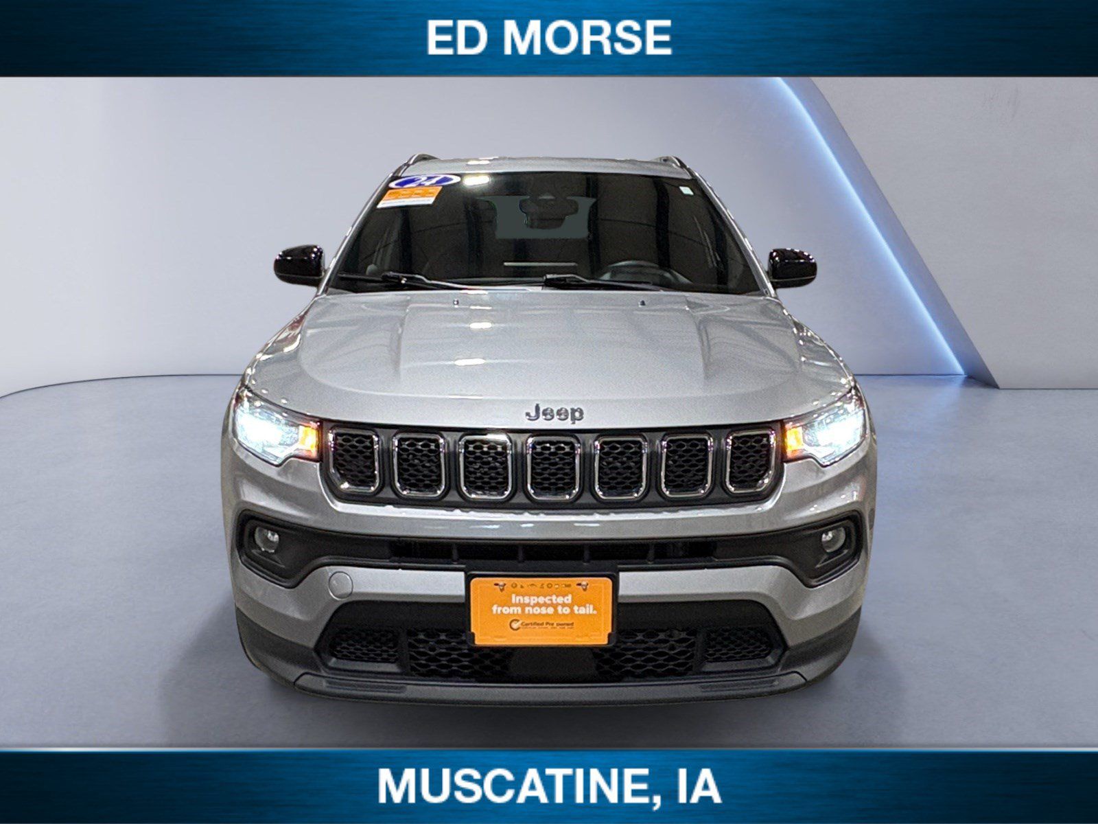 Used 2024 Jeep Compass Latitude AWD/4WD image 8