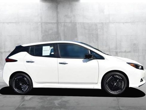 Used 2024 Nissan Leaf SV Plus image 5