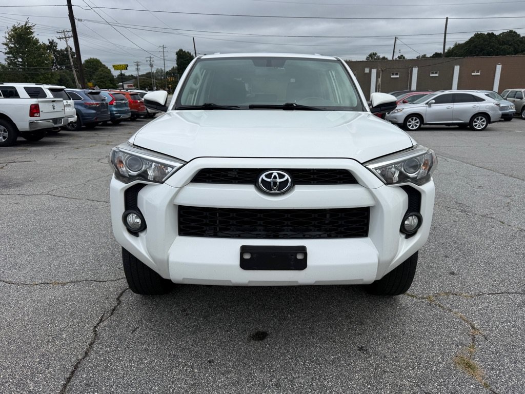 Used 2016 Toyota 4Runner SR5 AWD/4WD image 2