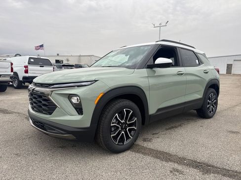 New 2026 Chevrolet TrailBlazer ACTIV w/ Driver Confidence Package image 2