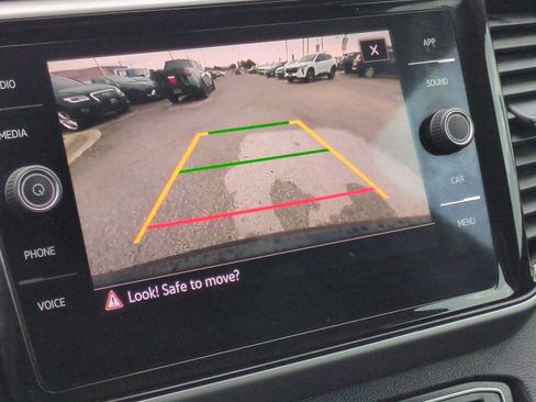 Used 2023 Volkswagen Atlas SE w/ Panoramic Sunroof Package FWD image 14