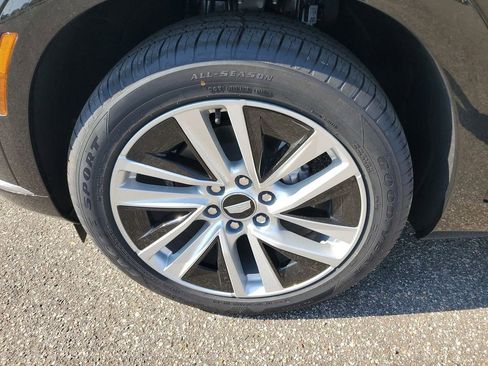 New 2026 Cadillac Vistiq Luxury image 32