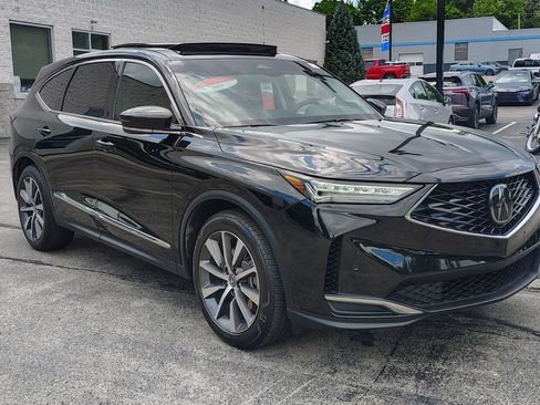 Used 2025 Acura MDX SH-AWD w/ Technology Package image 4