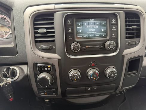 Used 2019 RAM 1500 Express AWD/4WD image 21