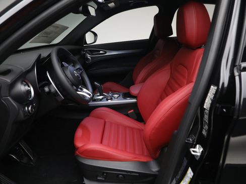 New 2026 Alfa Romeo Stelvio Sprint AWD/4WD image 13