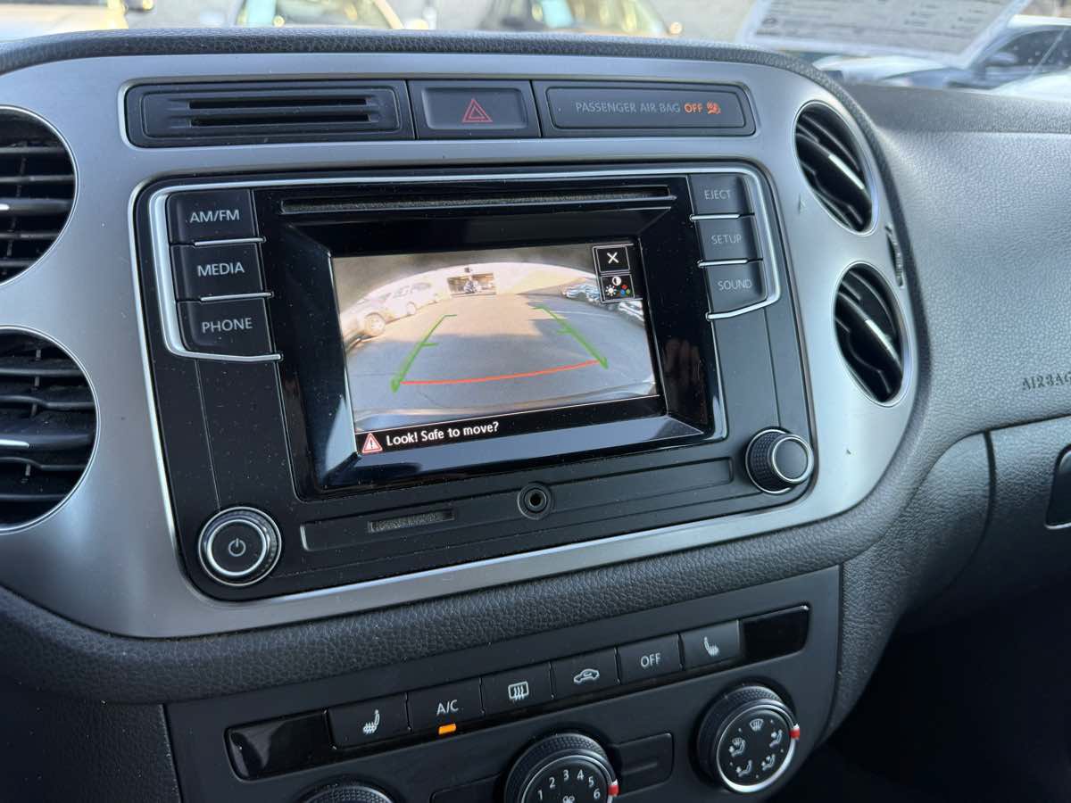 Used 2016 Volkswagen Tiguan S FWD image 34