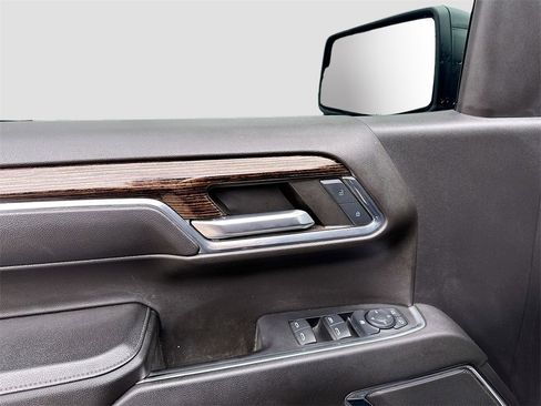 Used 2024 GMC Sierra 1500 Elevation image 9