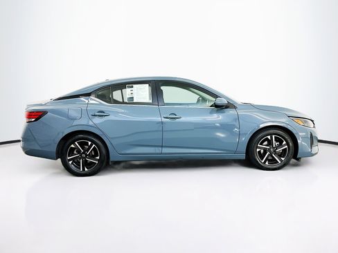 Used 2024 Nissan Sentra SV image 10