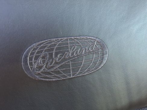 Used 2019 Jeep Grand Cherokee Overland image 40