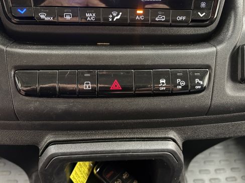 Used 2024 RAM ProMaster 2500 w/ Quick Order Package 22G SLT FWD image 17
