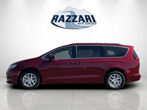 Used 2021 Chrysler Voyager Lxi FWD image 6