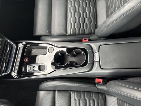 Certified 2023 Audi e-tron GT Premium Plus w/ Performance Package image 8