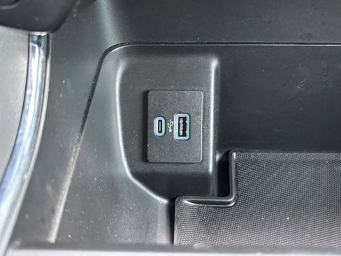 Used 2021 Ford F150 XLT AWD/4WD image 23