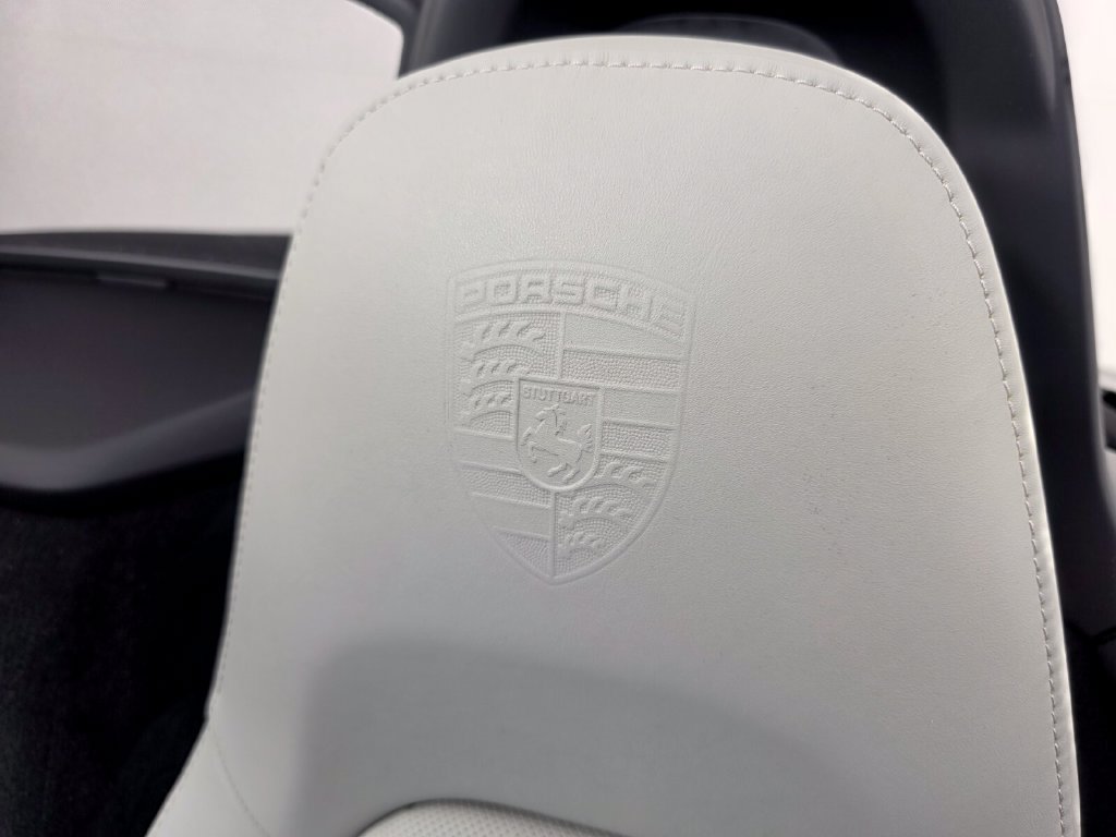 Used 2025 Porsche 718 Boxster S RWD image 13