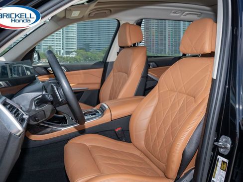 Used 2024 BMW X7 xDrive40i w/ Premium Package AWD/4WD image 18