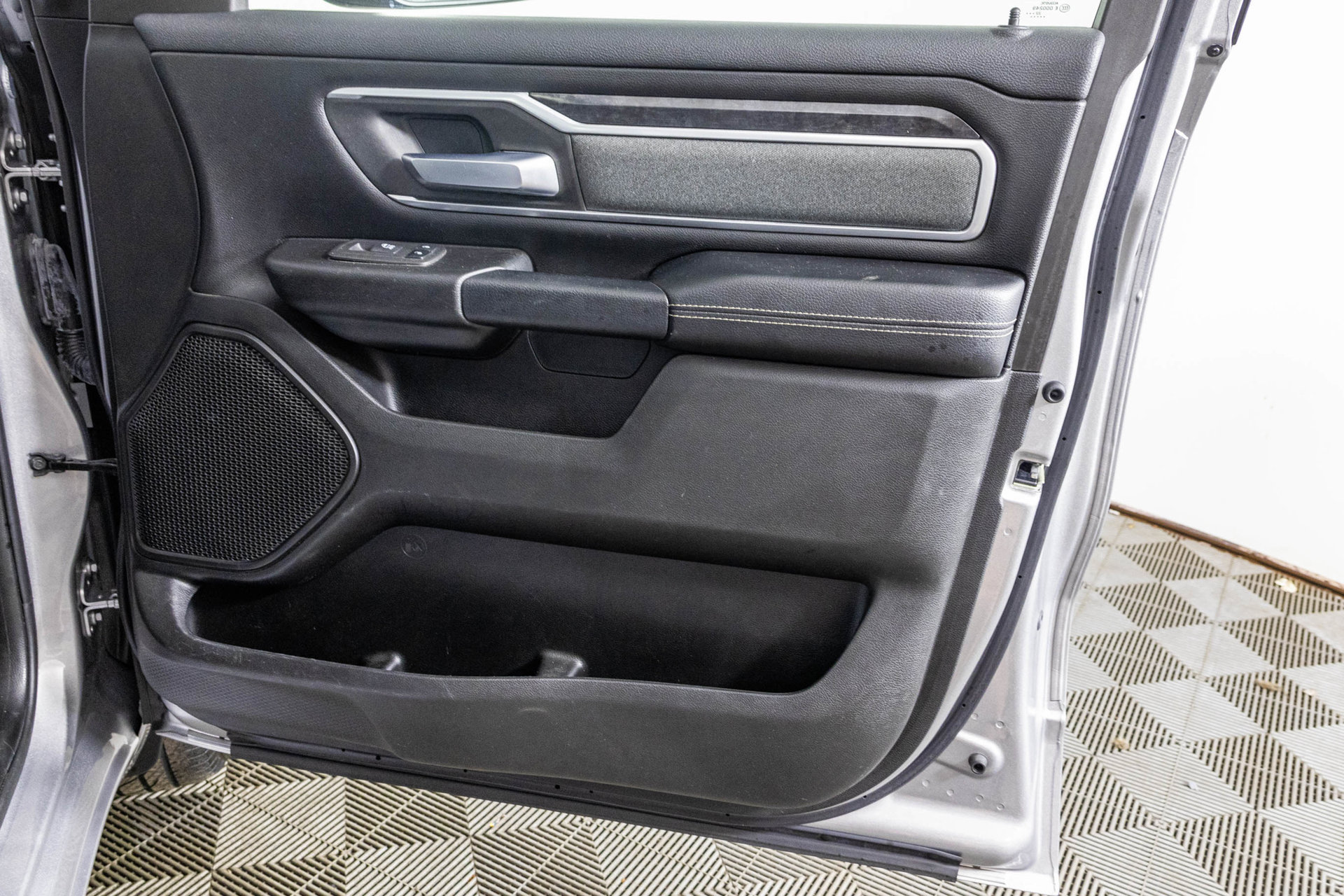 Used 2022 RAM 1500 Big Horn AWD/4WD image 50