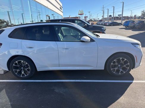 Used 2025 BMW X3 xDrive30i w/ M Sport Package image 3