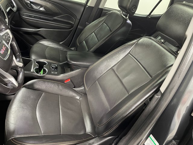 Used 2018 GMC Terrain SLT w/ GMC Pro Grade Package AWD/4WD image 12