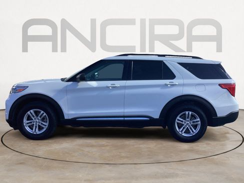 Used 2021 Ford Explorer XLT w/ Equipment Group 202A RWD image 11