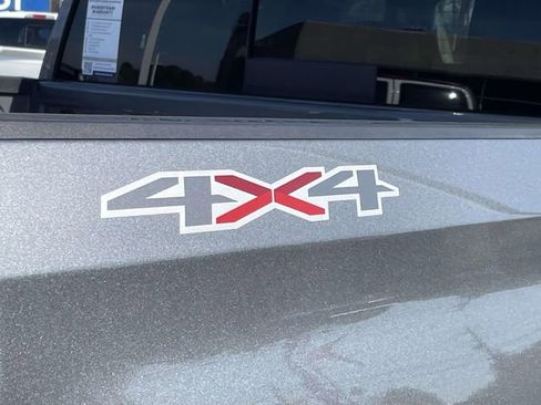 Used 2022 Chevrolet Silverado 1500 RST w/ Convenience Package II image 8