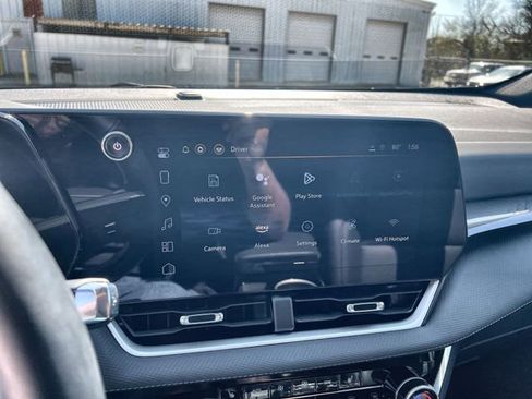 Certified 2025 Chevrolet Equinox LT w/ Convenience Package II image 13