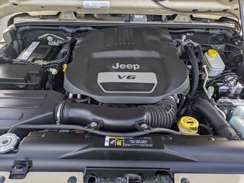 Used 2017 Jeep Wrangler Sport w/ Quick Order Package 24S AWD/4WD image 20